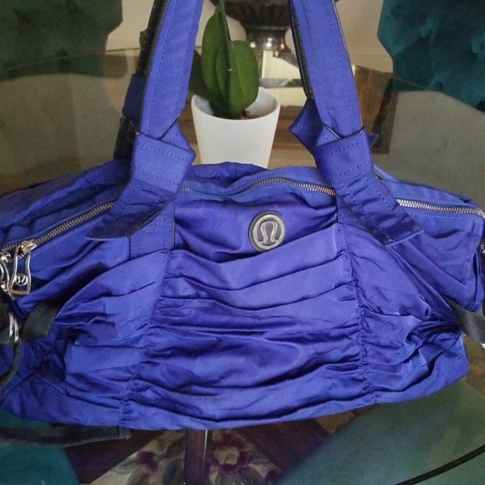 Lululemon Gym bag!